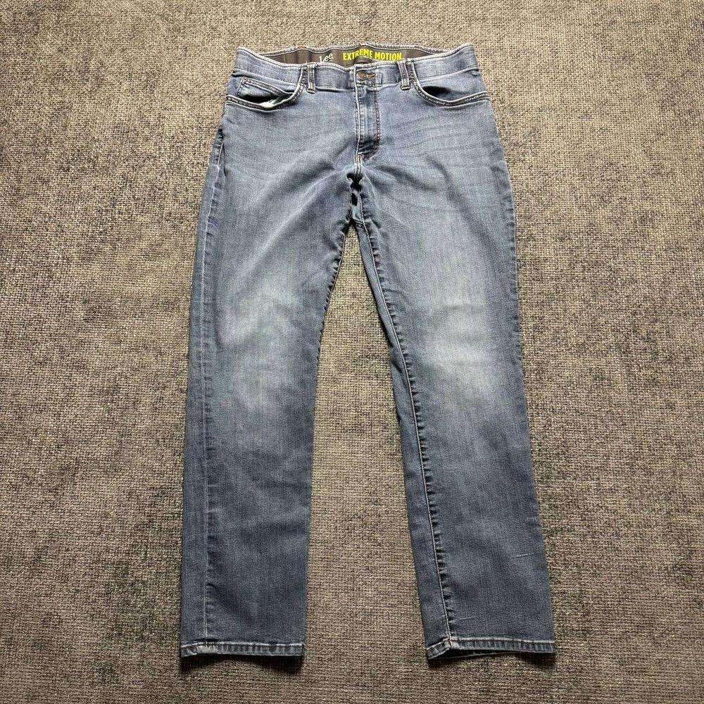 Lee Extreme Motion Jeans Mens 36x32 Blue Straight Fit Tapered Leg Stretch Denim
